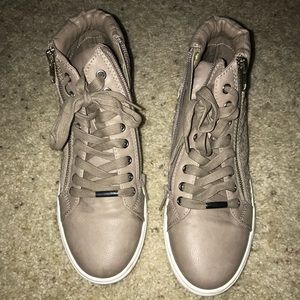 Steve Madden Sneakers